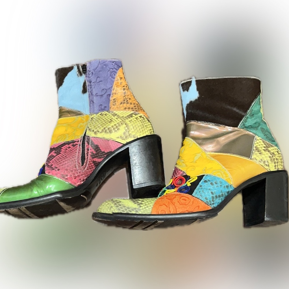 Colorful Western Boots - Picture 2 of 9